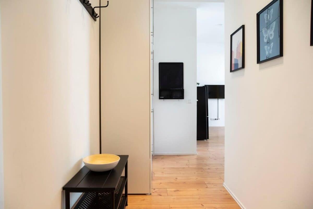 Central Apartment *